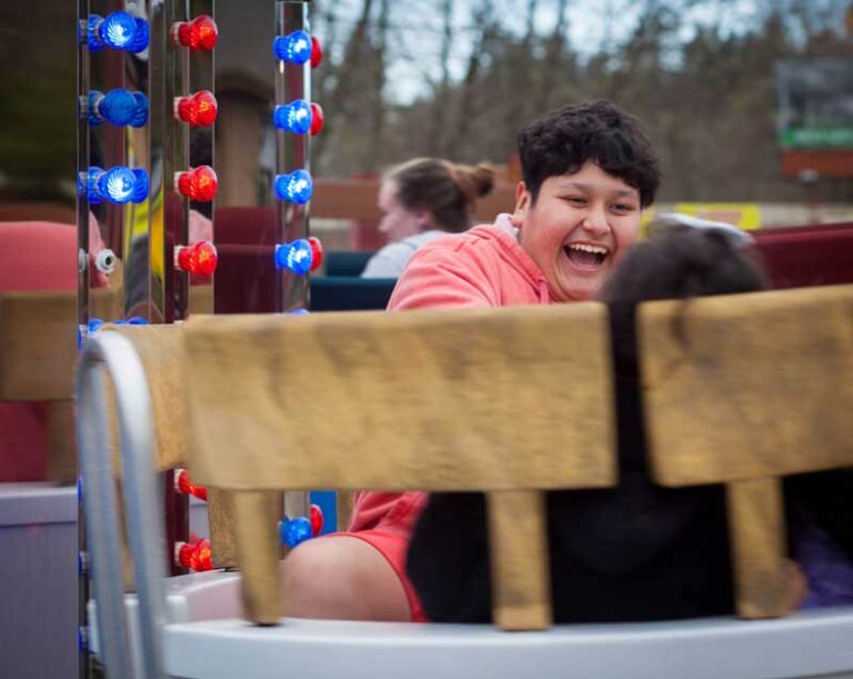 may 2025 hours at captain kid amusement park!
